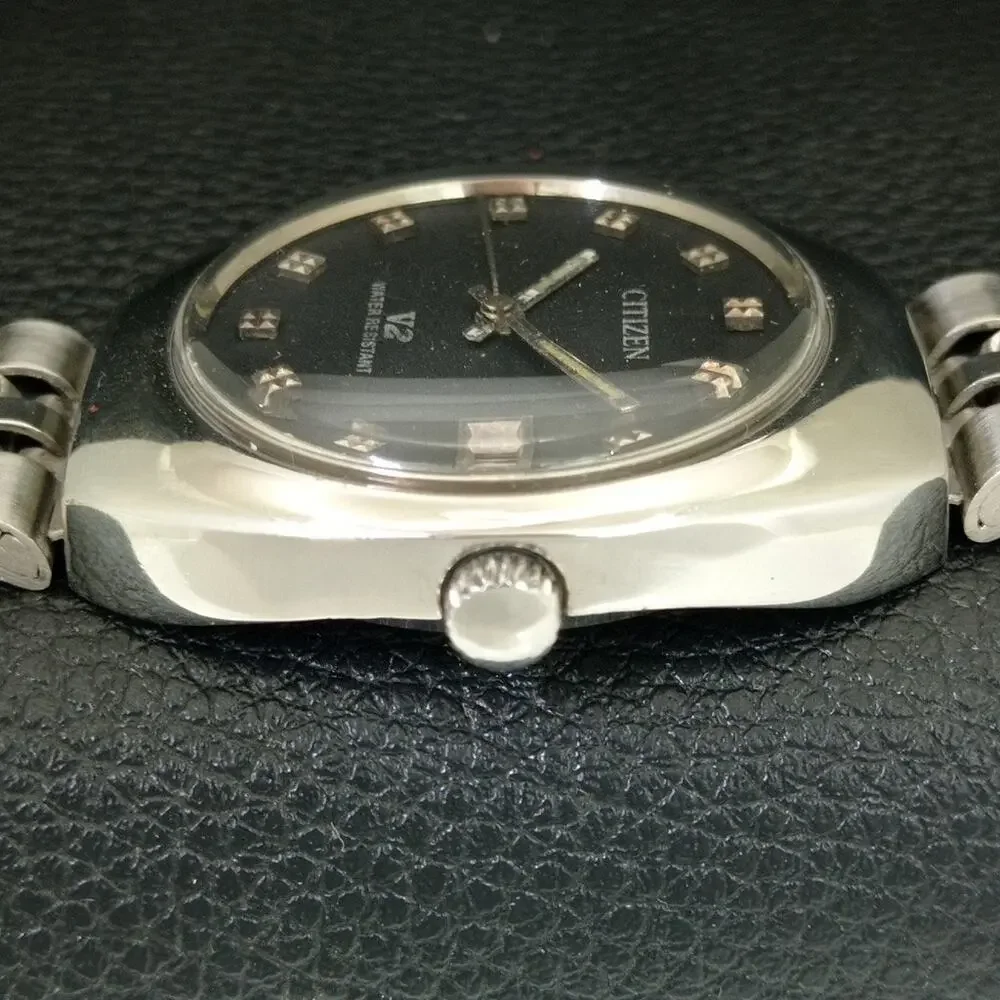 Vintage 1975 Citizen Manual Mens Silver Watch W/daydate & Black accents
